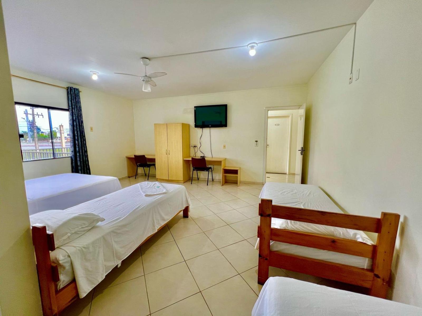 Hotel Guairaca Гуарапуава Екстер'єр фото